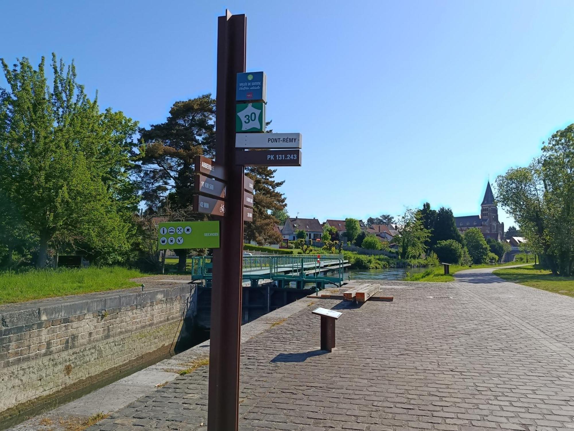 Aux 10 Ponts - Gite Aux Abords Du Fleuve La Somme - La Mer A 30 Min - La Nuit Pour 6 Voyageurs 외부 사진